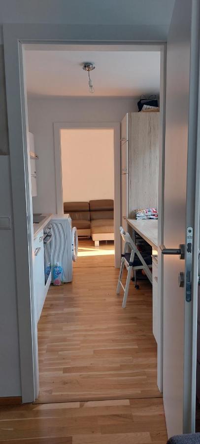 Schone Wohnung Mit Balkon Vienne Extérieur photo